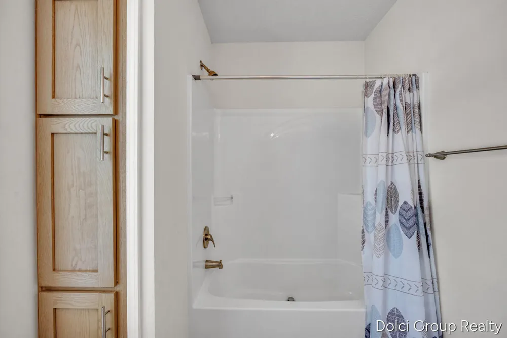 7861 Schooner Lane Morton Township, MI 49346