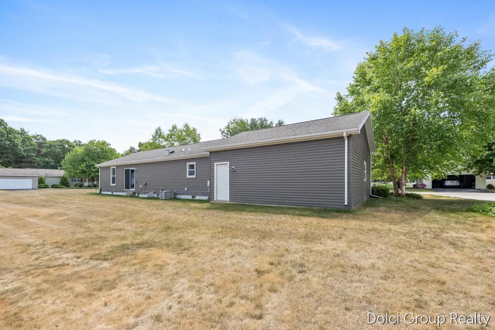7861 Schooner Lane Morton Township, MI 49346