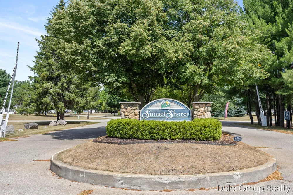 7861 Schooner Lane Morton Township, MI 49346