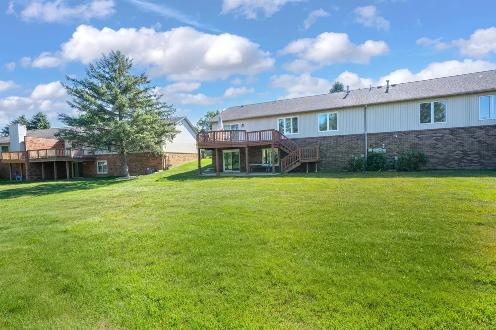 46753 Scotch Pine Lane Macomb Township, MI 48042