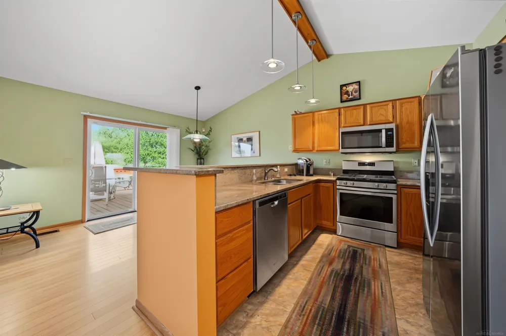 46753 Scotch Pine Lane Macomb Township, MI 48042