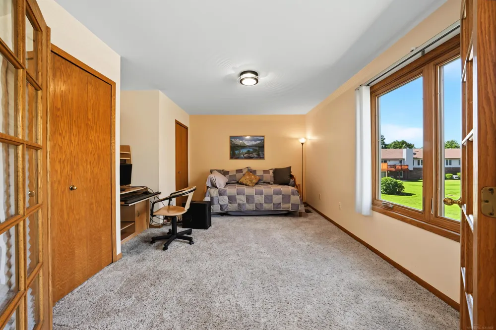 46753 Scotch Pine Lane Macomb Township, MI 48042