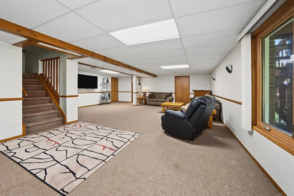 46753 Scotch Pine Lane Macomb Township, MI 48042