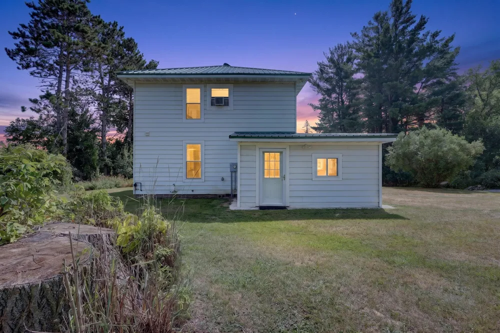 12423 20th Avenue Middle Branch Township, MI 49665