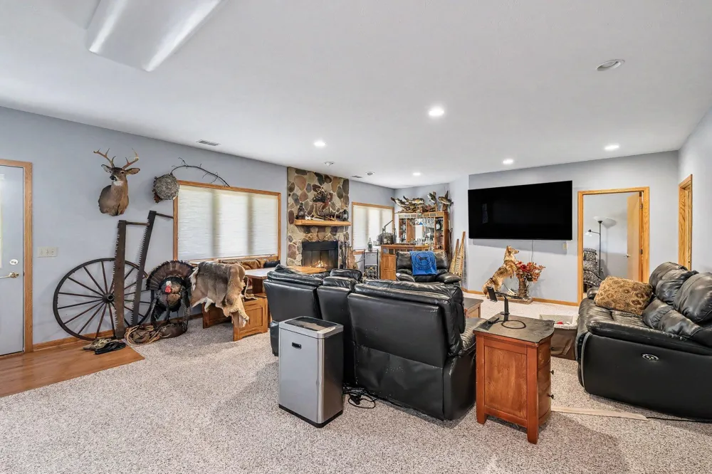 10835 Red Oak Ridge Reynolds Township, MI 49329