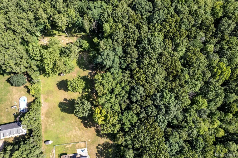 Holdridge Rd Groveland Township, MI 48462