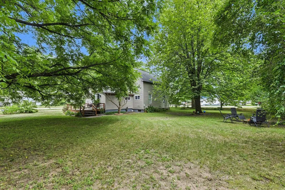 14596 Thompson Avenue Thompsonville Village, MI 49683