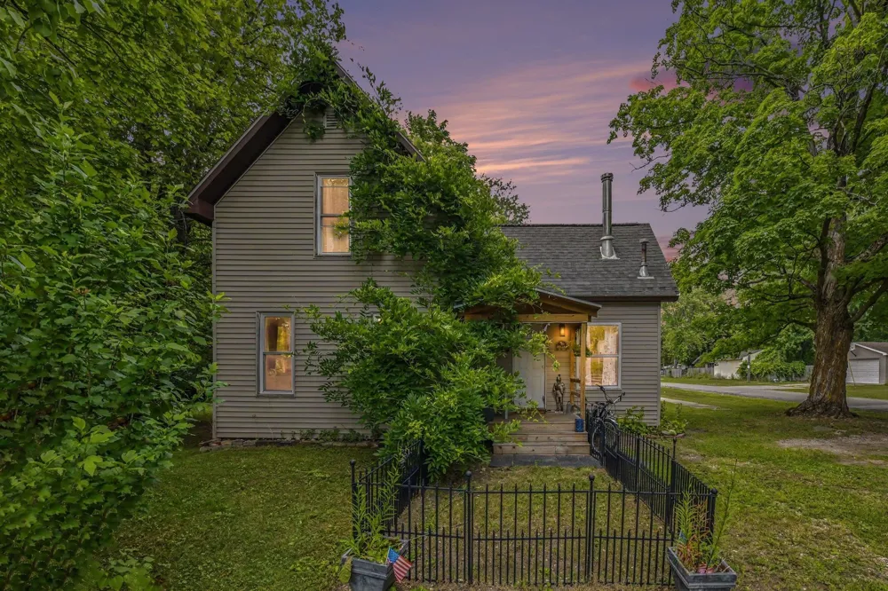 14596 Thompson Avenue Thompsonville Village, MI 49683