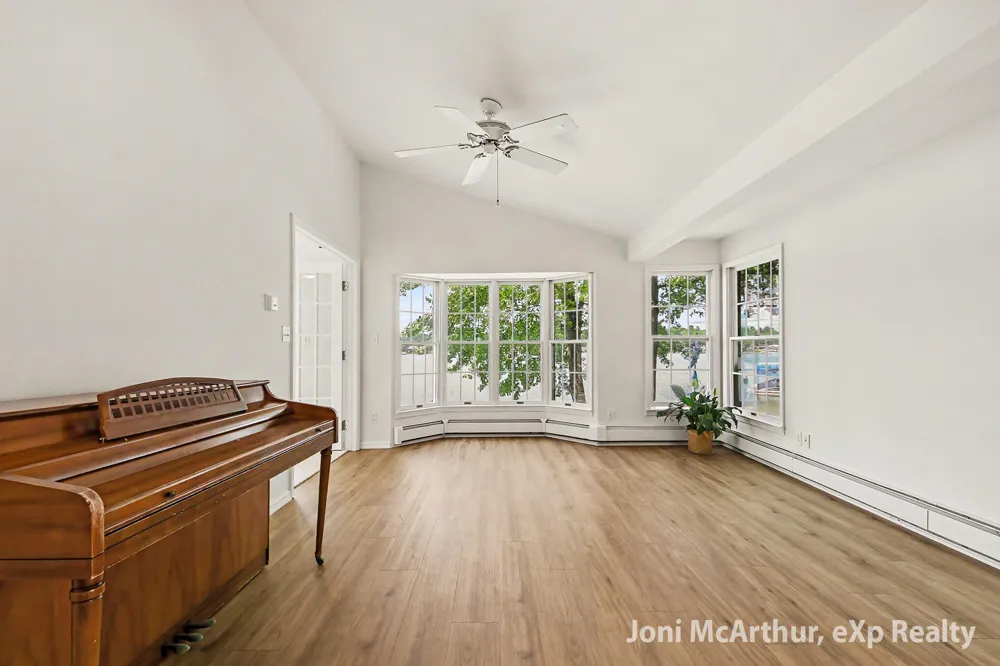 11613 Orchard Park Drive NE Algoma Township, MI 49345