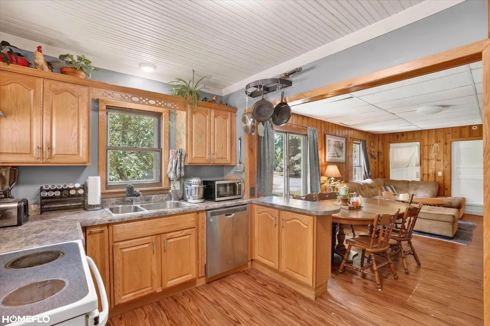 6058 Thomas Street Richfield Township, MI 48423