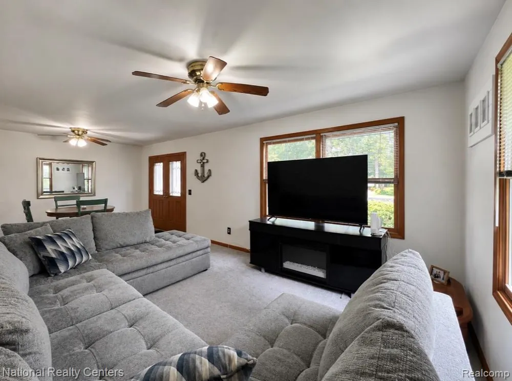 1919 Portpool Court West Bloomfield Charter Township, MI 48324