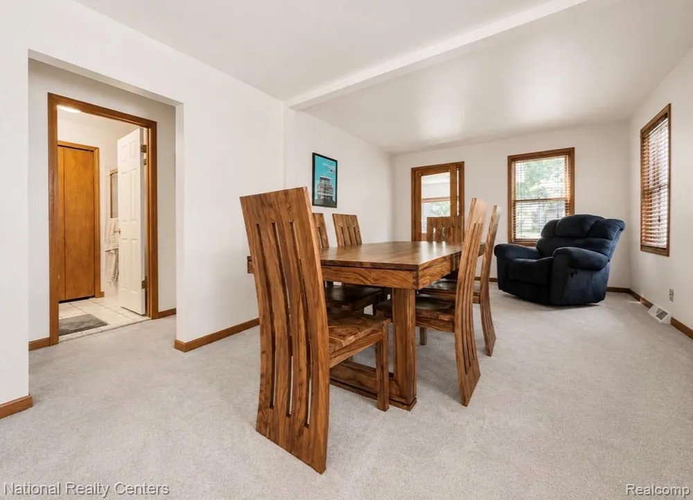 1919 Portpool Court West Bloomfield Charter Township, MI 48324