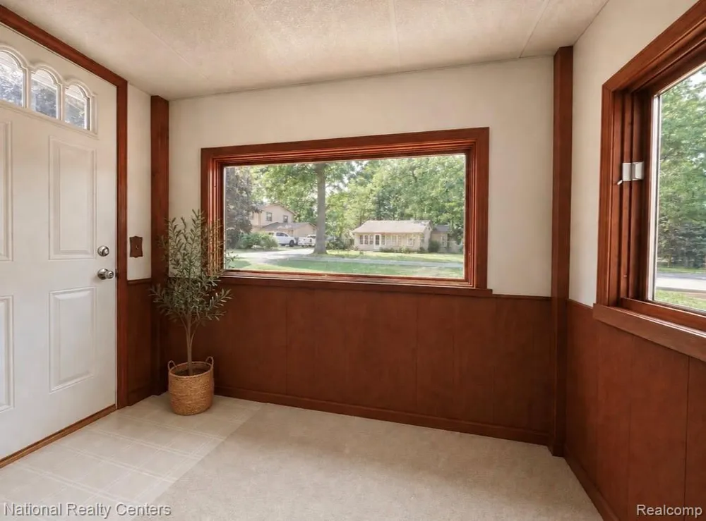 1919 Portpool Court West Bloomfield Charter Township, MI 48324