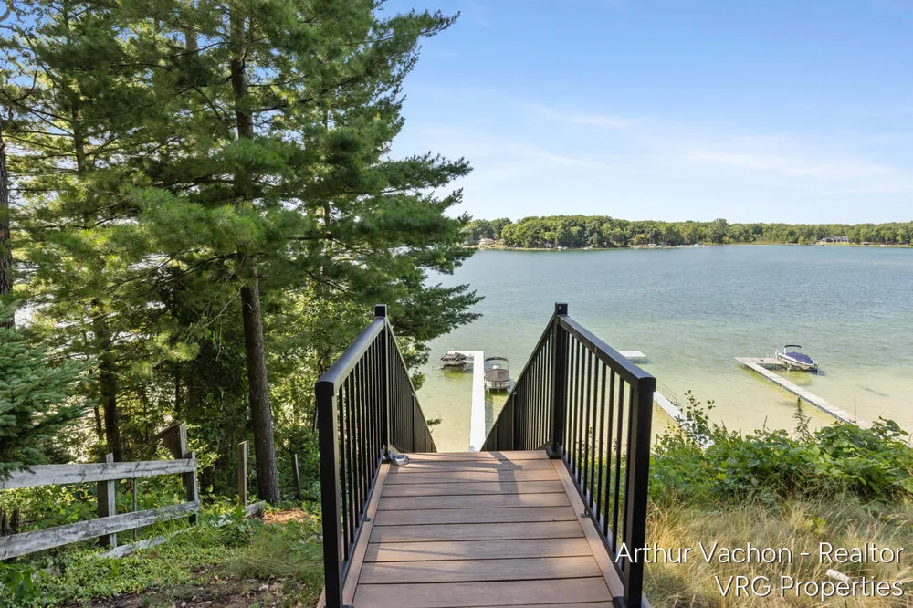5722 El Camino Drive Croton Township, MI 49337