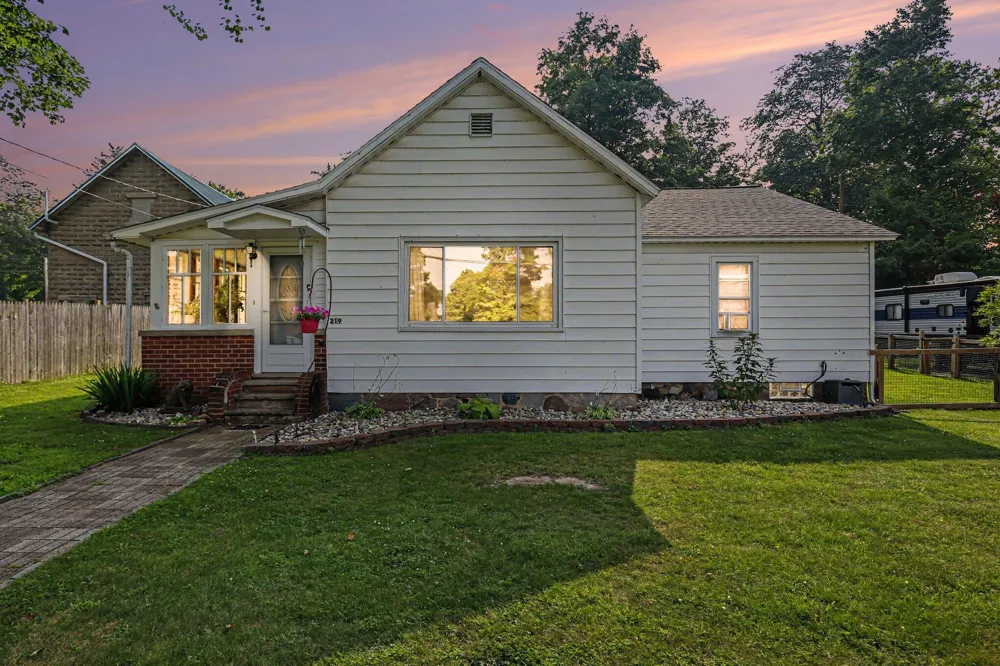 219 4th Street Burr Oak Village, MI 49030