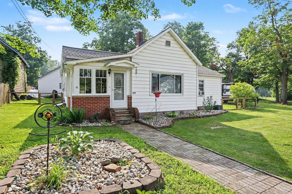 219 4th Street Burr Oak Village, MI 49030