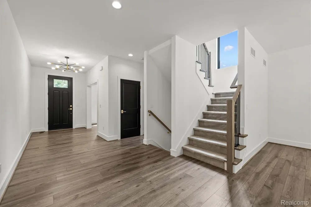 2065 Richwood Road Auburn Hills City, MI 48326