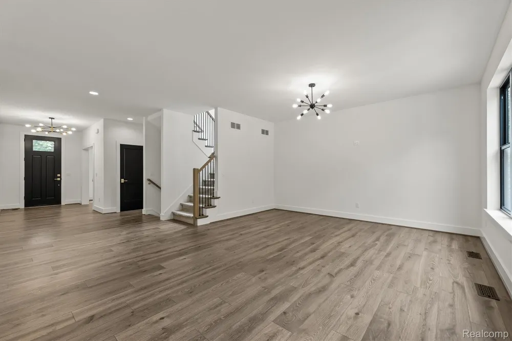 2065 Richwood Road Auburn Hills City, MI 48326
