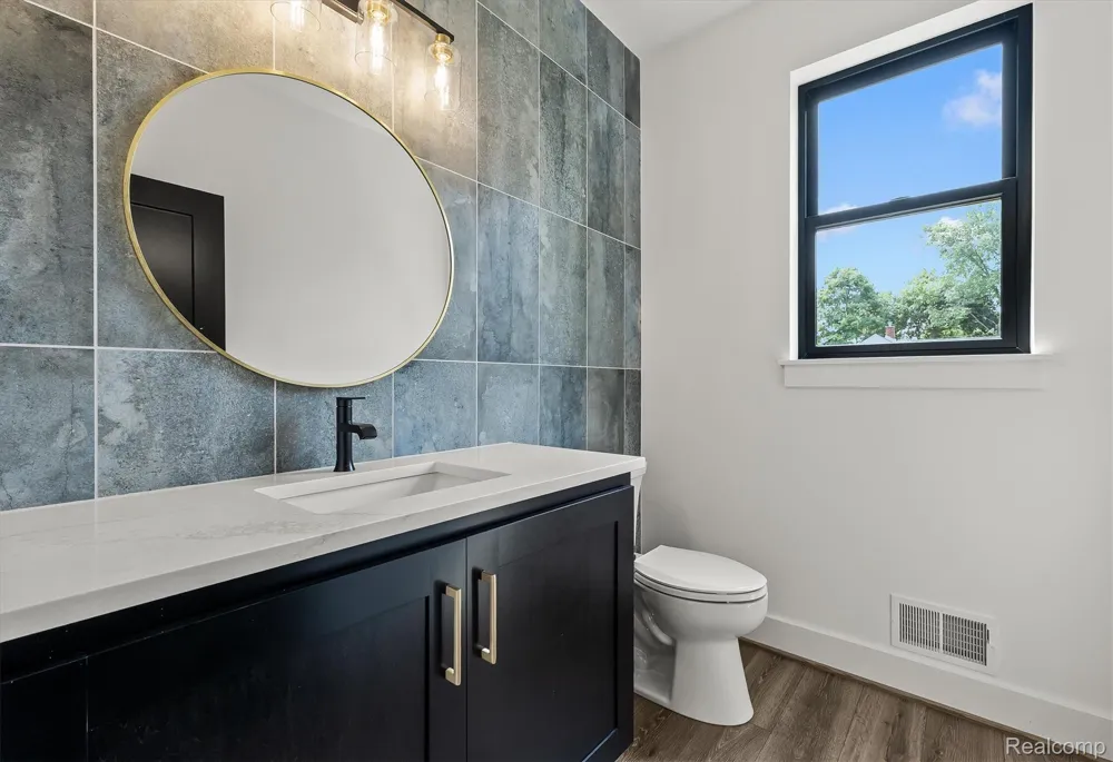 2065 Richwood Road Auburn Hills City, MI 48326