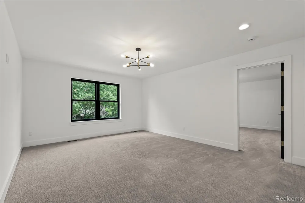 2065 Richwood Road Auburn Hills City, MI 48326