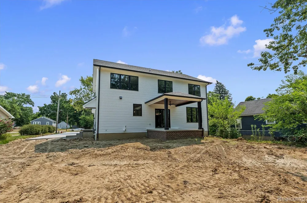 2065 Richwood Road Auburn Hills City, MI 48326