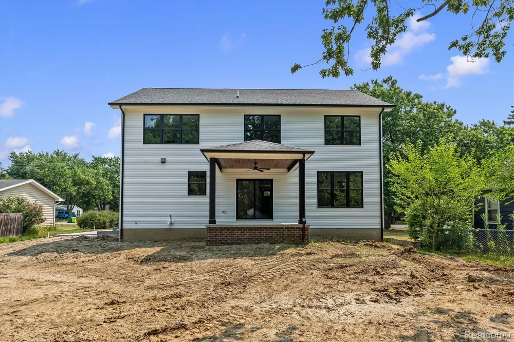 2065 Richwood Road Auburn Hills City, MI 48326