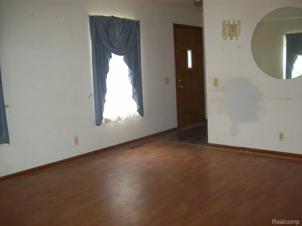 3030 Thomas Road Oxford Charter Township, MI 48371