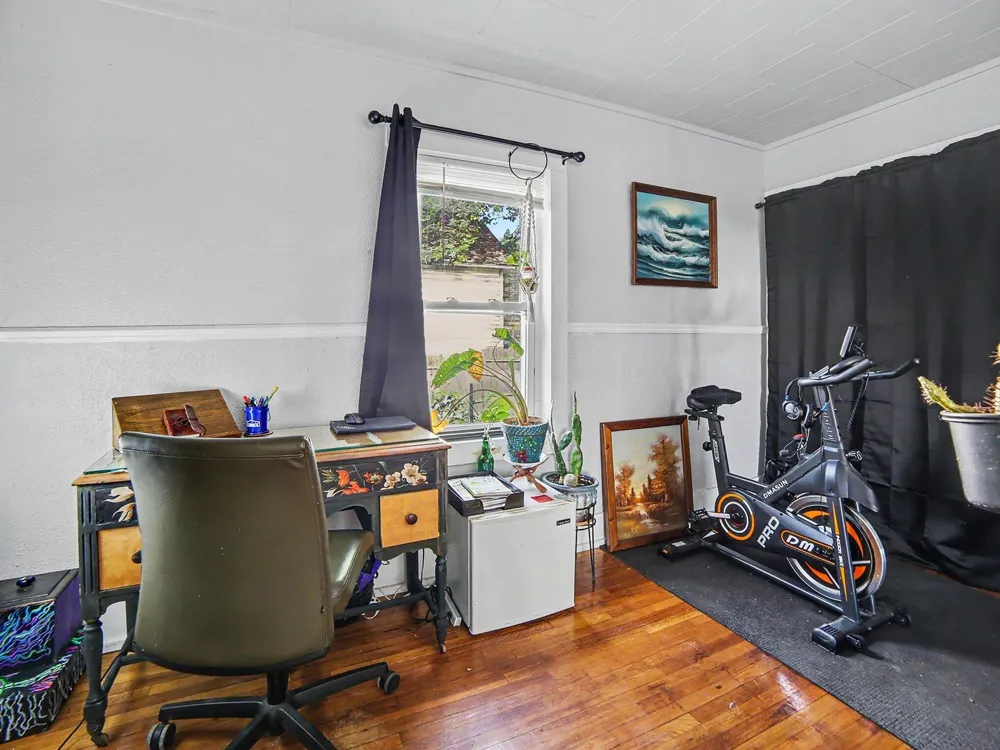 215 E Melendy Street Ludington City, MI 49431