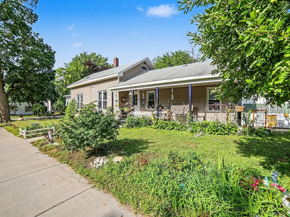 215 E Melendy Street Ludington City, MI 49431