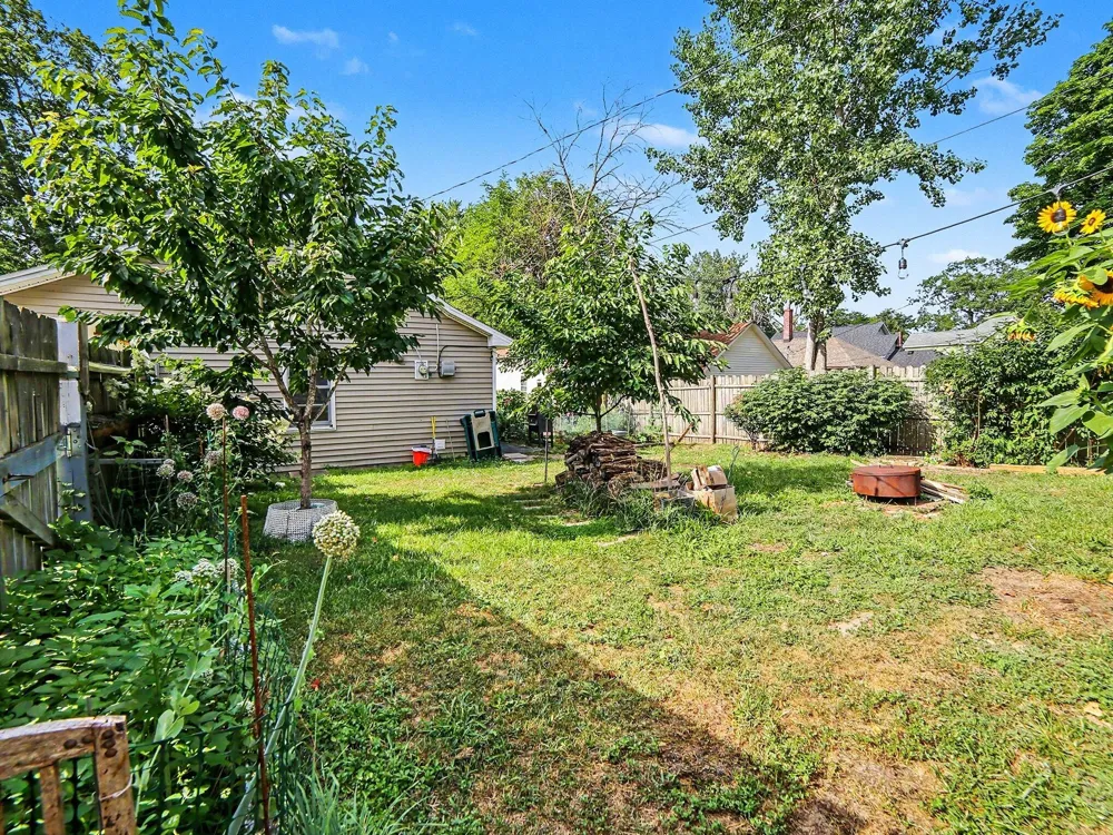 215 E Melendy Street Ludington City, MI 49431