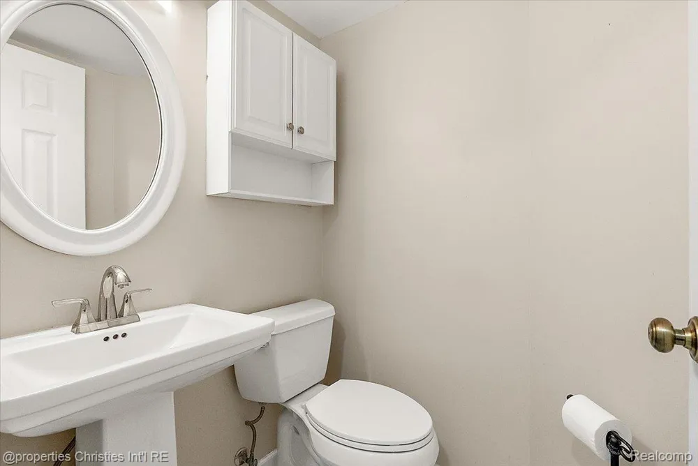 3173 Hidden Ridge Drive Waterford Charter Township, MI 48328
