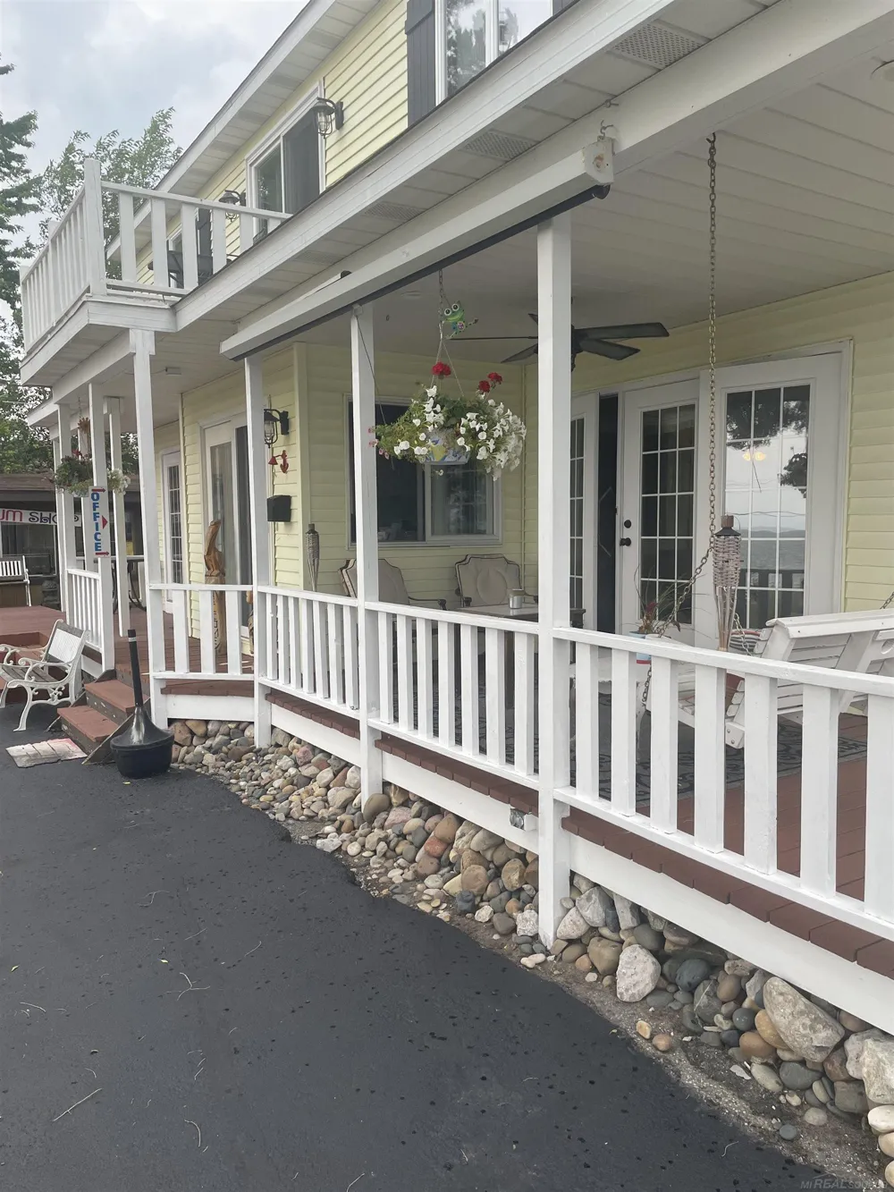 8949 Lakeshore Rd Road Worth Township, MI 48450