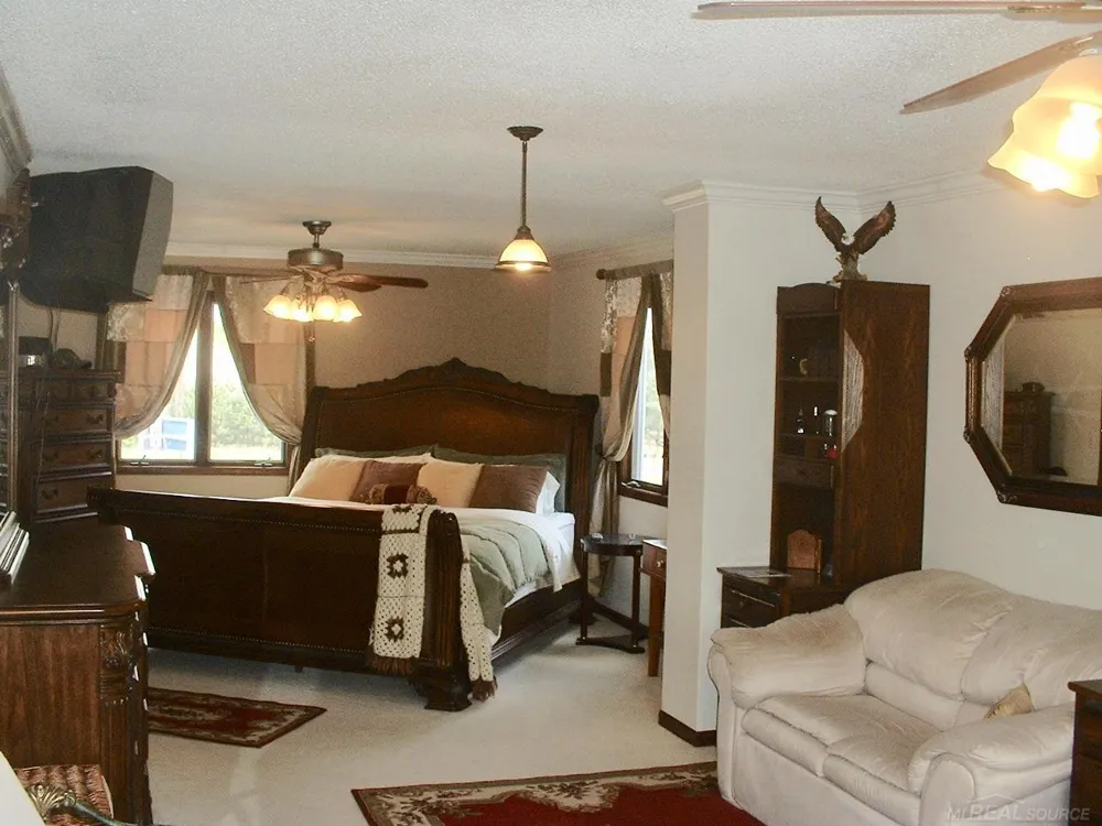 8949 Lakeshore Rd Road Worth Township, MI 48450