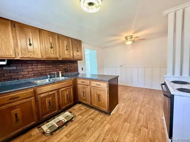 6212 Roberta Street Burton City, MI 48509