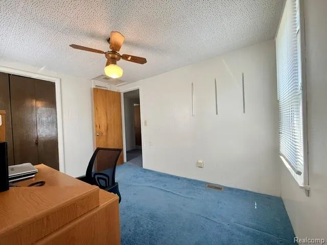 6212 Roberta Street Burton City, MI 48509