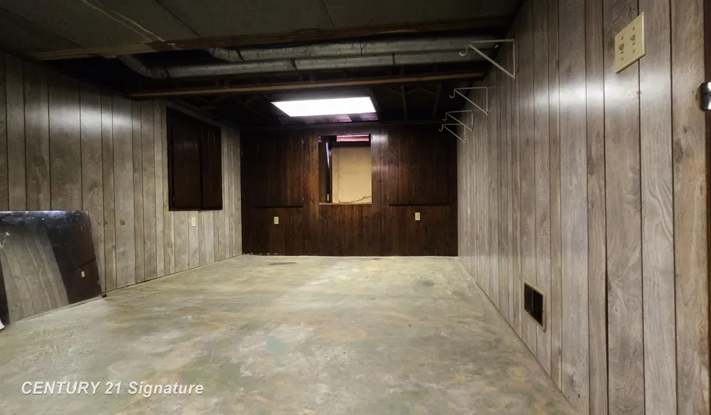 1516 Vermont Street Saginaw City, MI 48602
