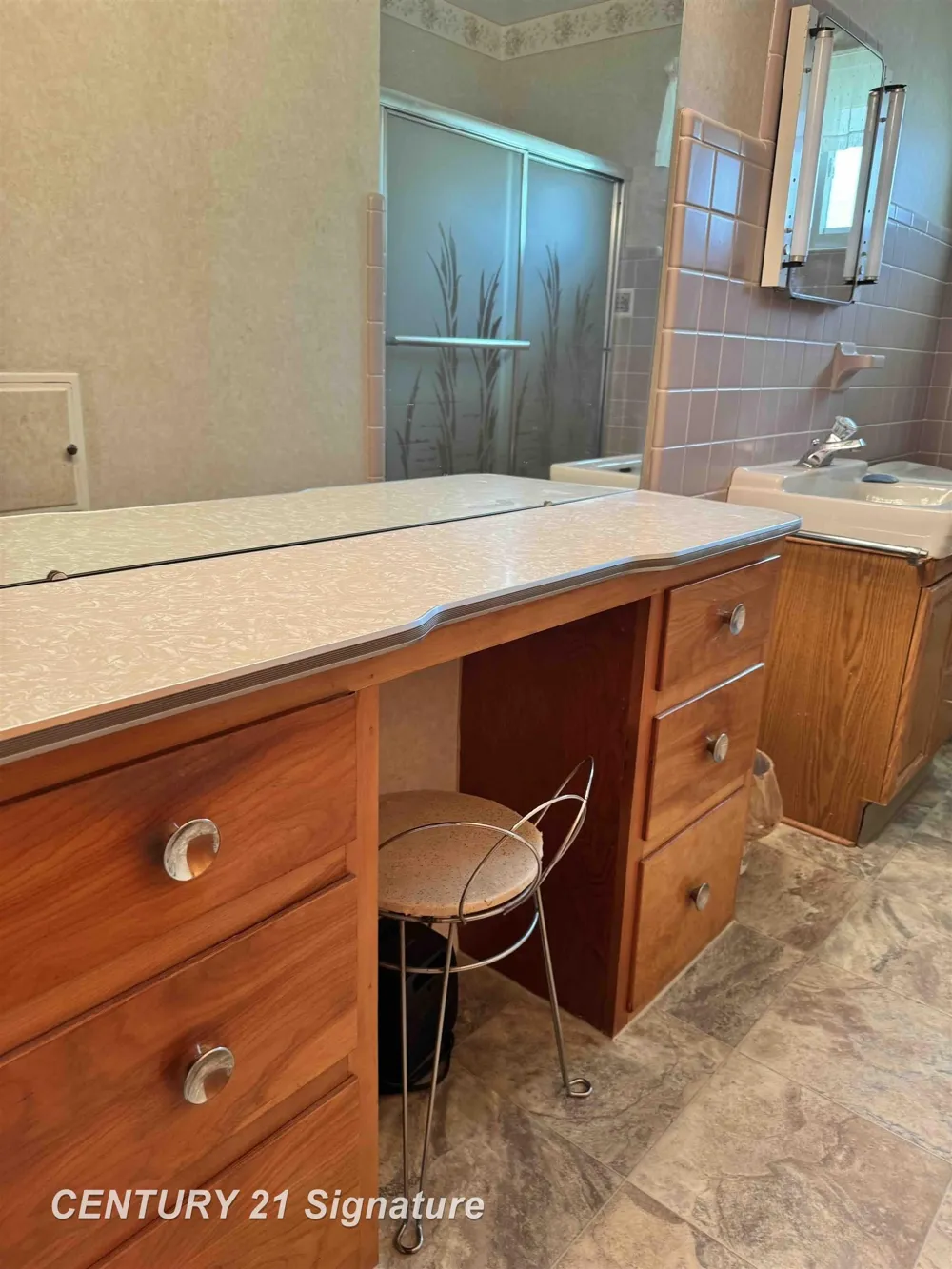 2705 Luella Avenue Saginaw Charter Township, MI 48603
