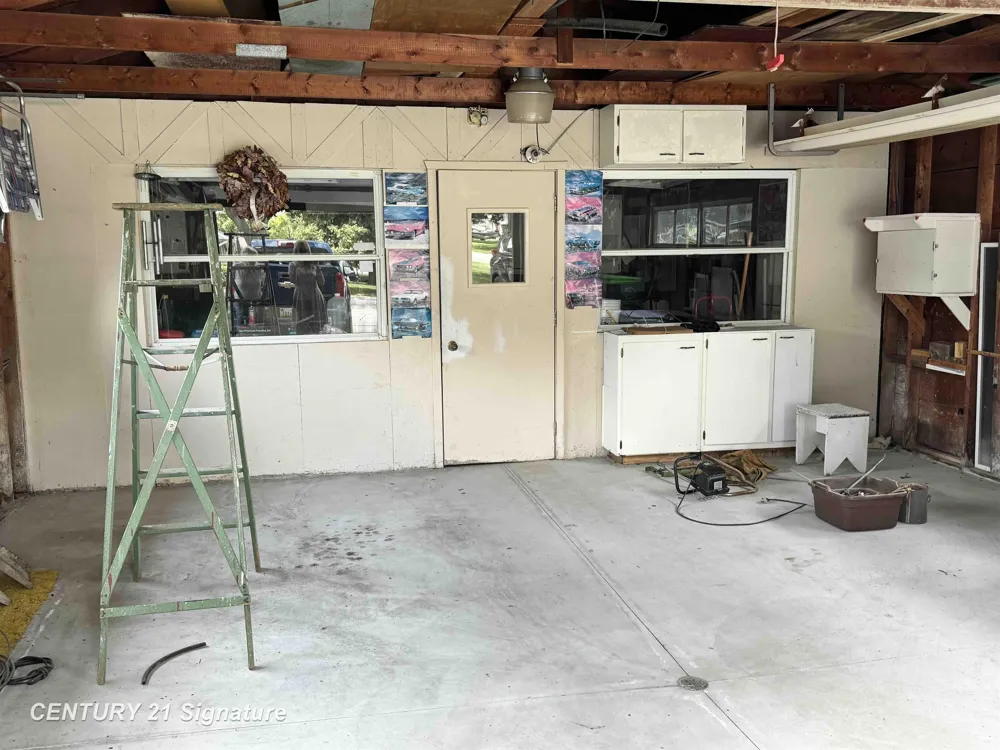 2705 Luella Avenue Saginaw Charter Township, MI 48603