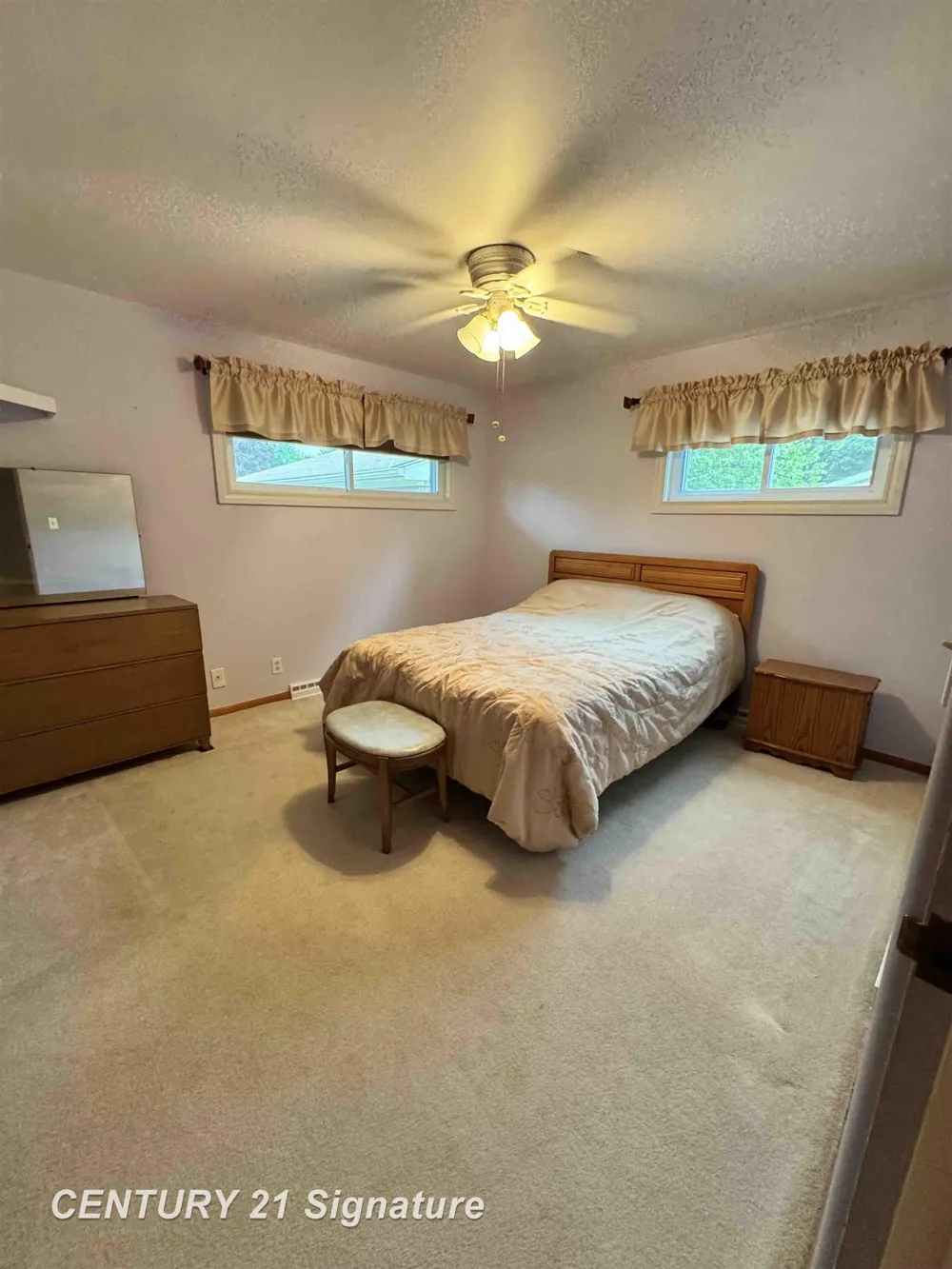 2705 Luella Avenue Saginaw Charter Township, MI 48603