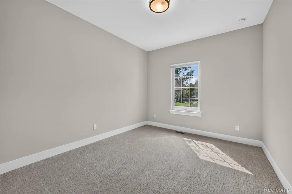 7360 Venturi Drive Washington Township, MI 48094