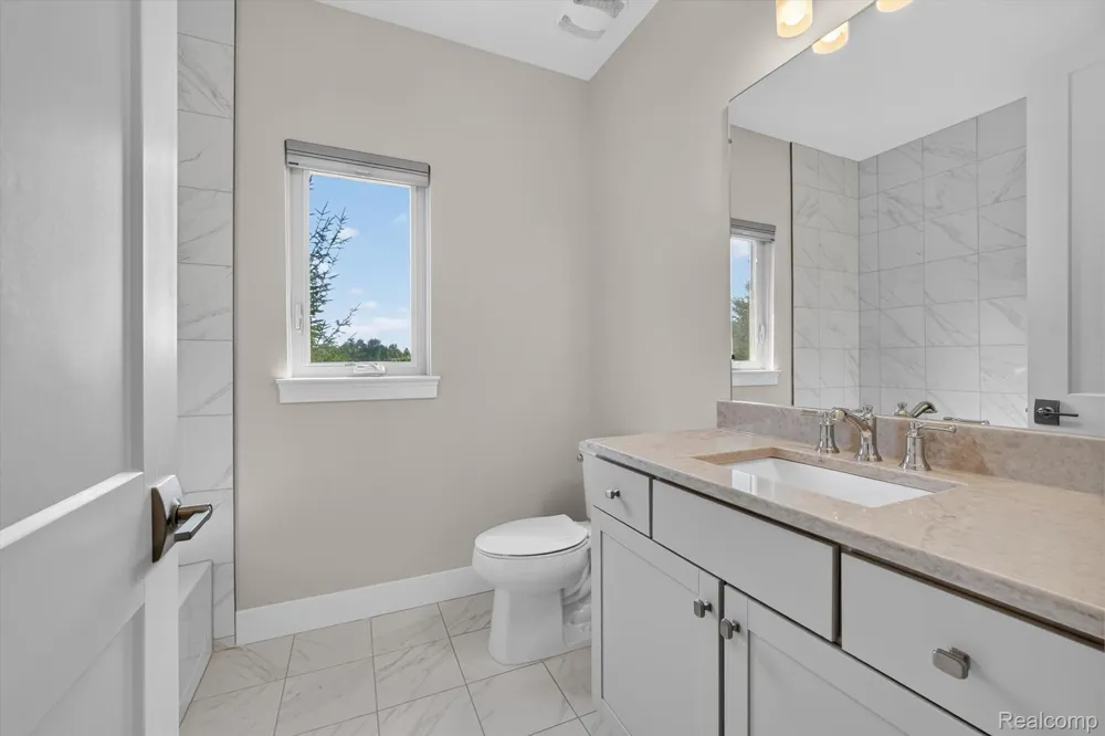 7360 Venturi Drive Washington Township, MI 48094
