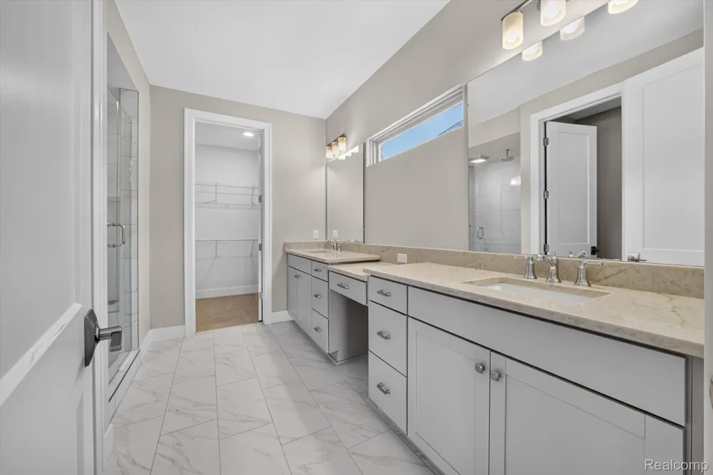 7360 Venturi Drive Washington Township, MI 48094