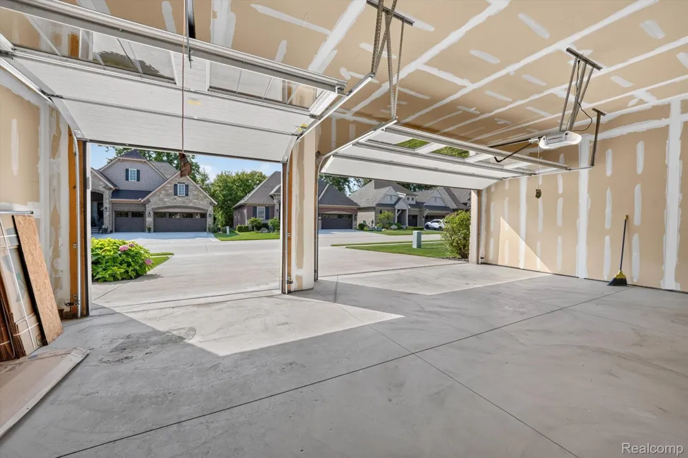 7360 Venturi Drive Washington Township, MI 48094