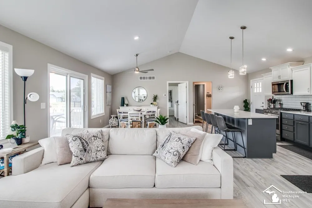 11795 Quail Run Run Leroy Township, MI 49015