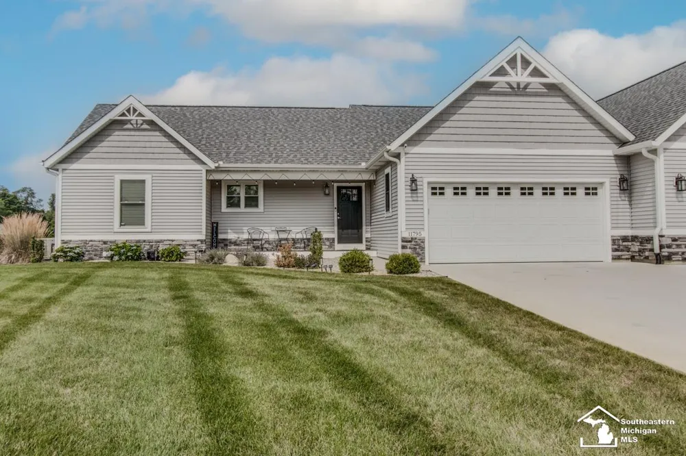 11795 Quail Run Run Leroy Township, MI 49015