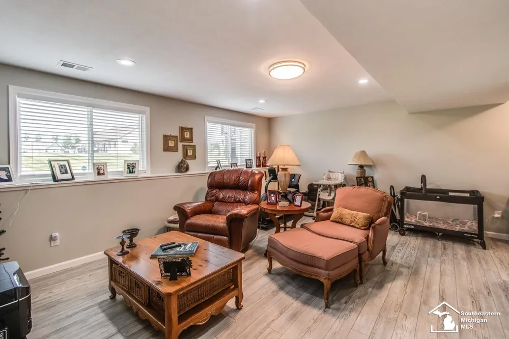 11795 Quail Run Run Leroy Township, MI 49015