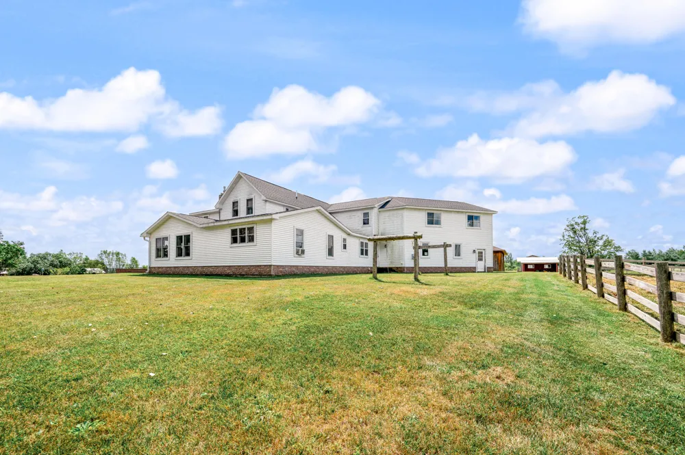 22865 20 Mile Road Burdell Township, MI 49688