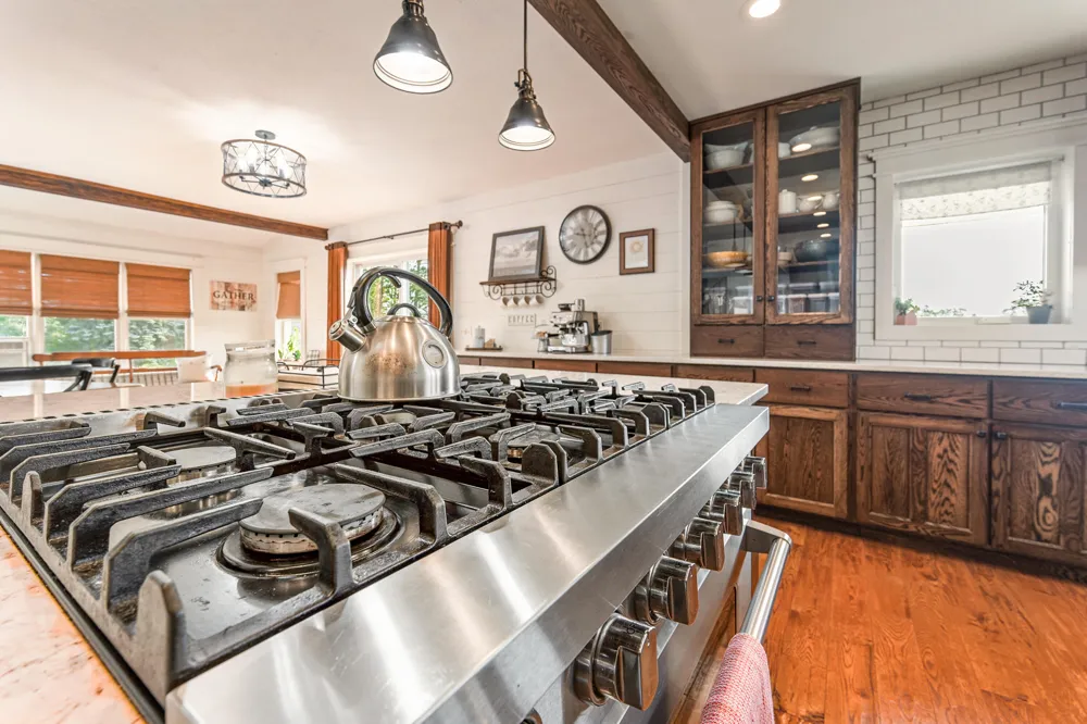 22865 20 Mile Road Burdell Township, MI 49688