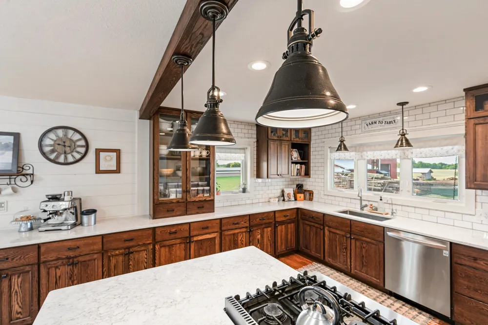 22865 20 Mile Road Burdell Township, MI 49688