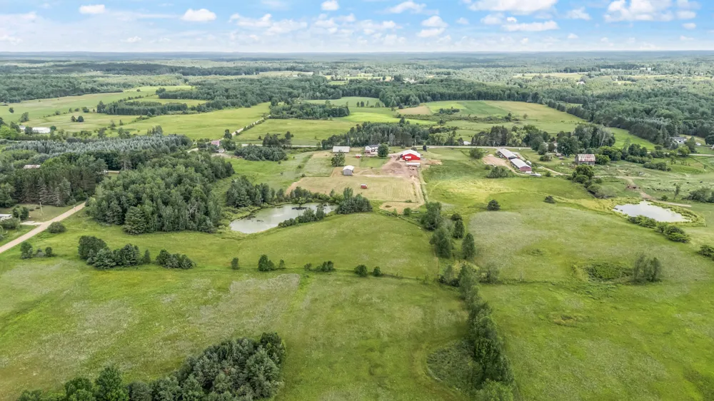 22865 20 Mile Road Burdell Township, MI 49688
